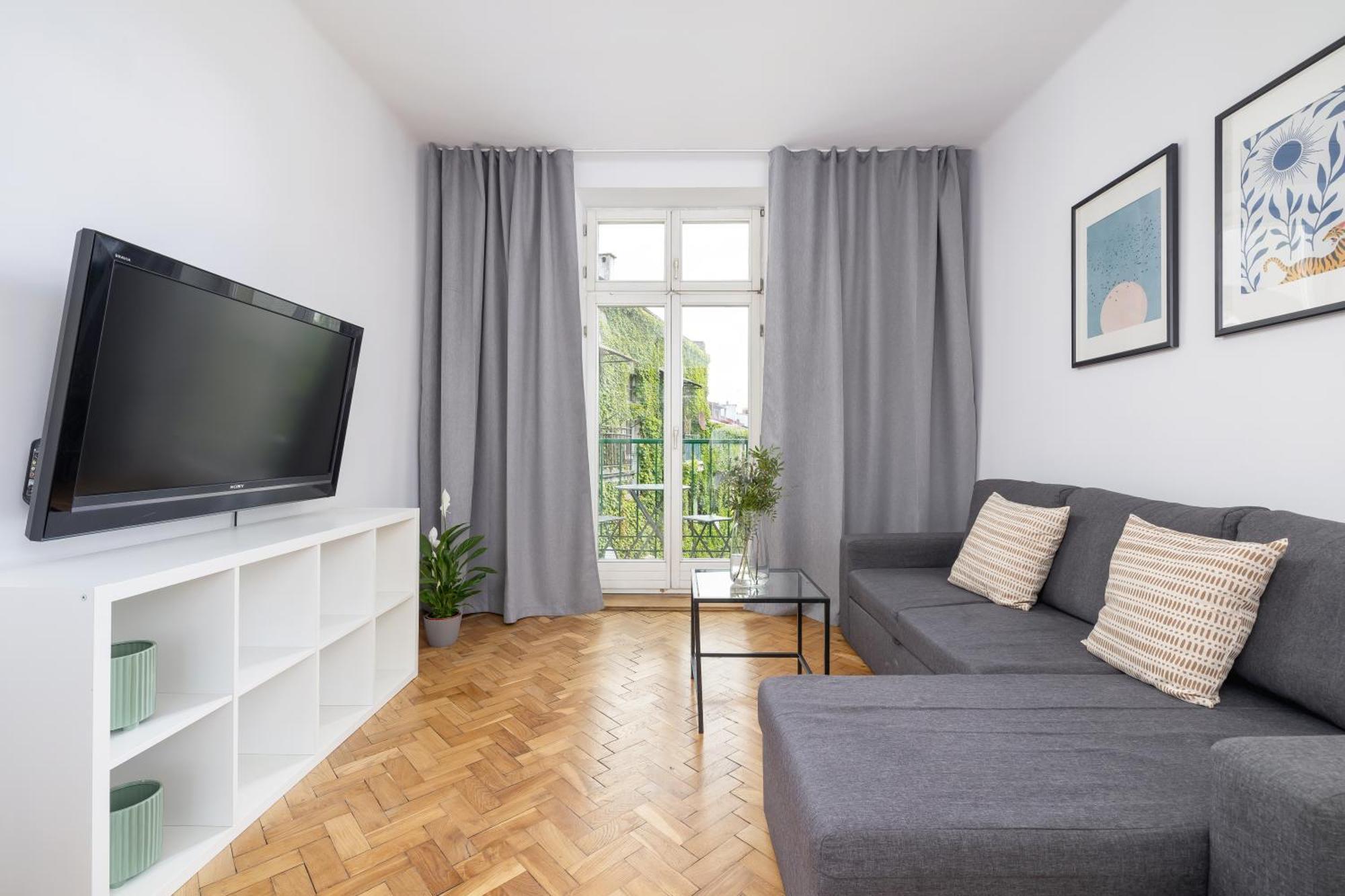 1-Bedroom Apartment With Balcony - Dluga 65 Cracovie Extérieur photo