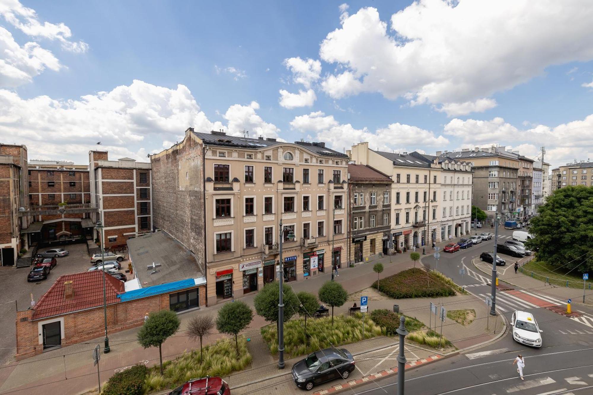 1-Bedroom Apartment With Balcony - Dluga 65 Cracovie Extérieur photo